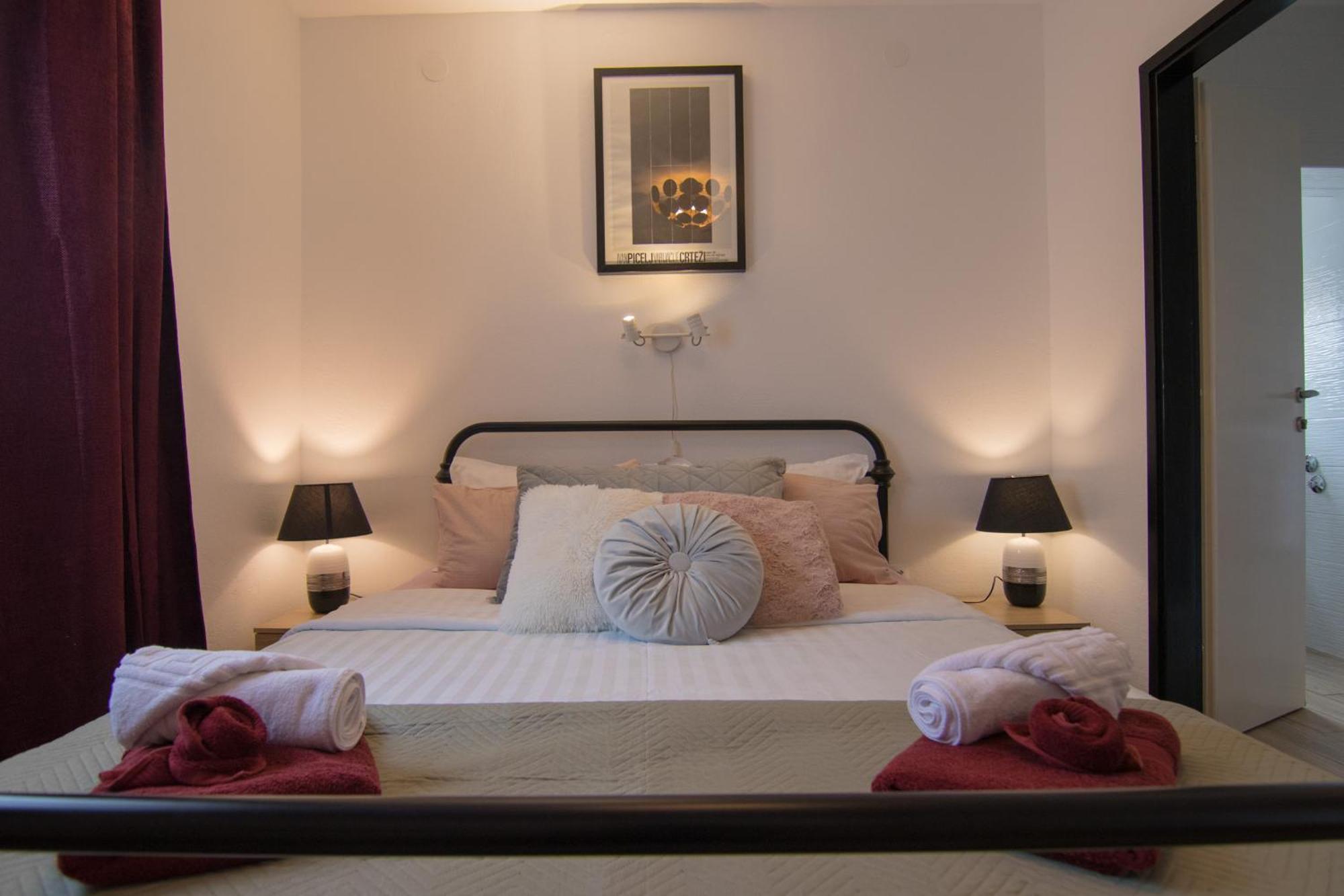 Flowers Apartment *
